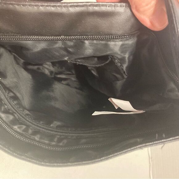 Genuine Patch Leather Crossbody Black 10X2X10 - Picture 5 of 10